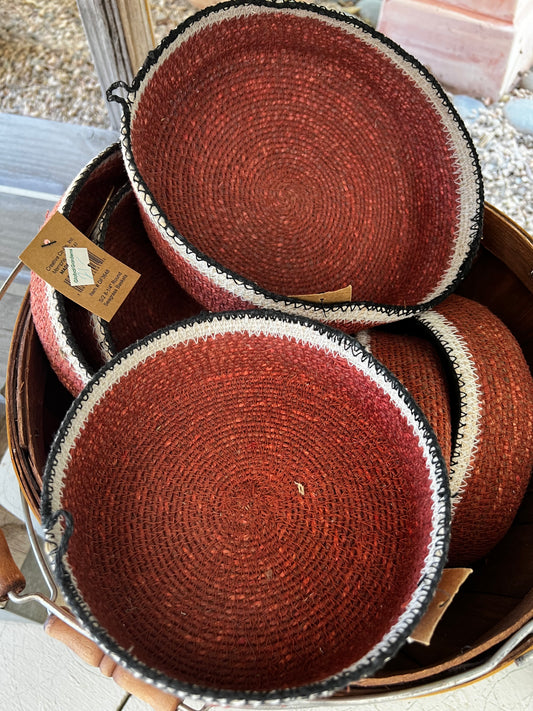 Basket - Red and Black Round
